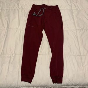FIGS Joggers Burgundy Small